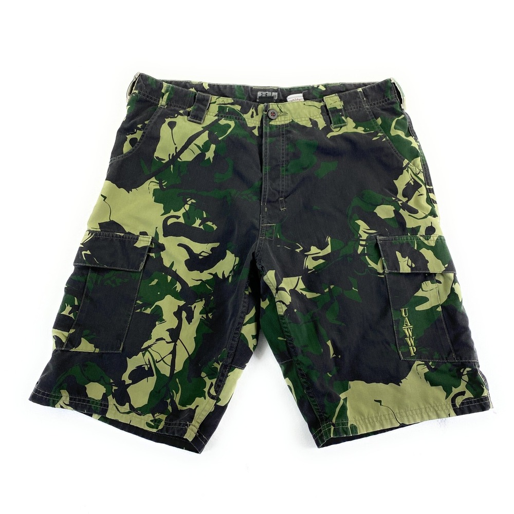 Under Armour Green and Black Cargo Shorts